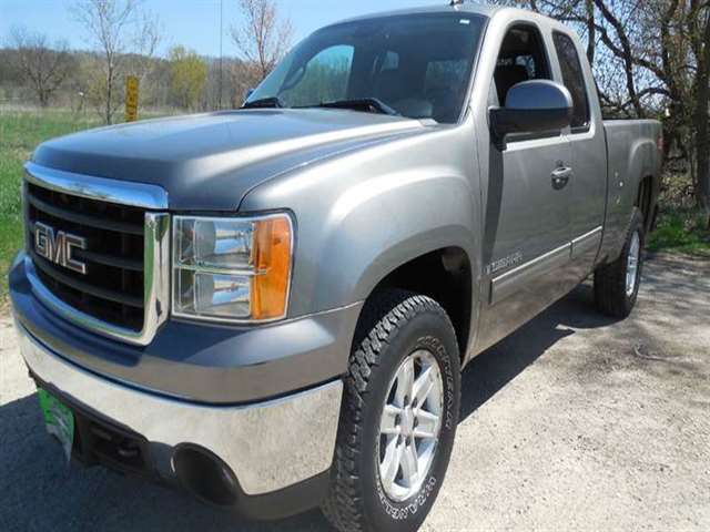 2007 GMC Sierra 1500 SLT 4dr Extended Cab 4WD 6.5 ft. SB